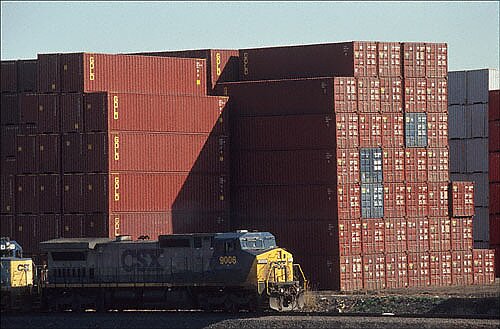 containerscsxlocos.jpg