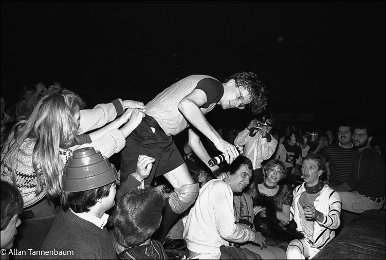 Devo's Mothersbaugh among the fans