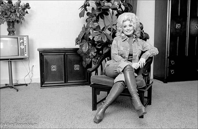 Dolly Parton Hotel Room
