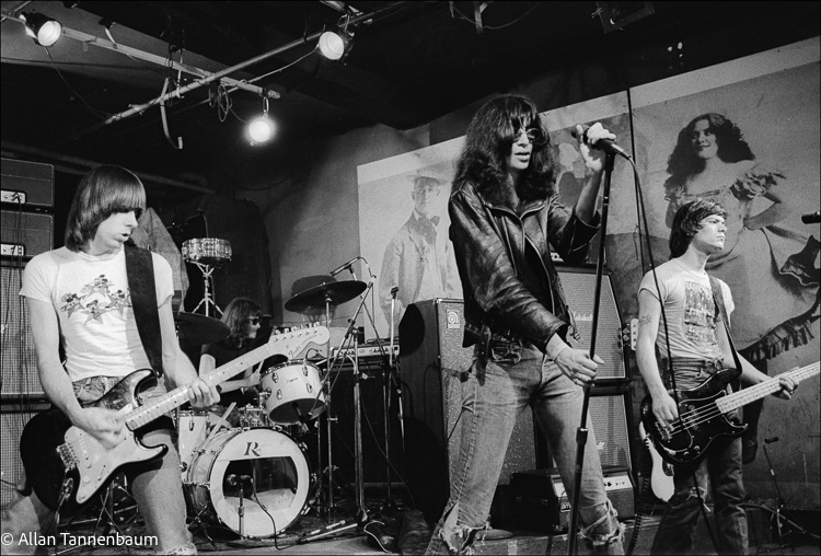 Ramones Hilly's 