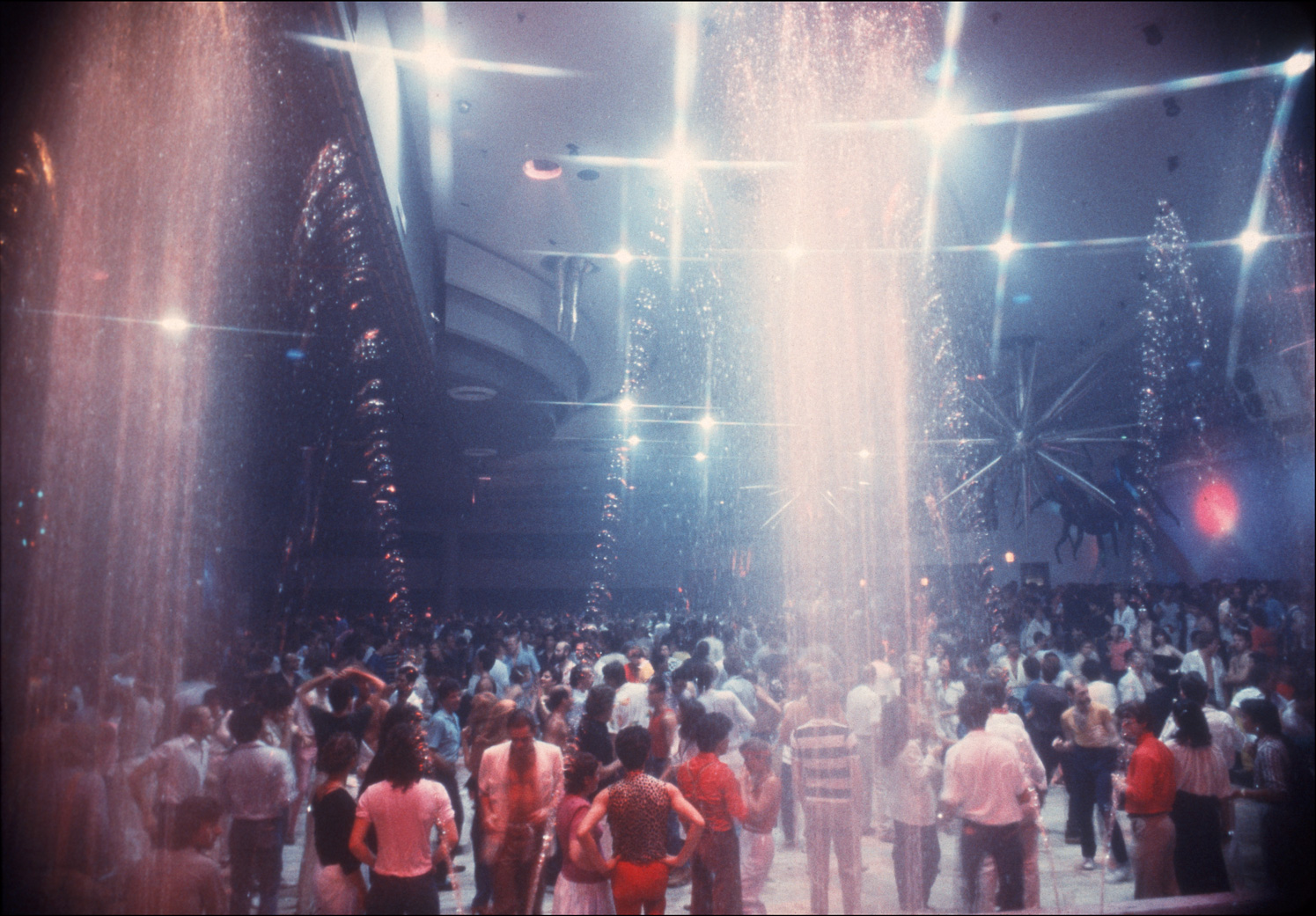 Bond's Disco Fountains